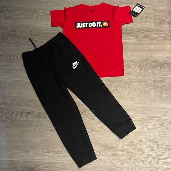 Nike Other - NWT Nike sweatpants-T-shirt